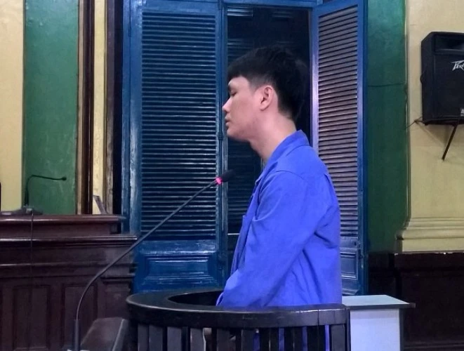 Cựu công an lừa bán tang vật cho nhiều người ảnh 1 Cựu công an lừa bán tang vật cho nhiều người ảnh 1