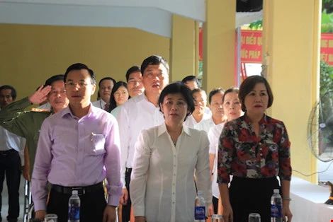 Toàn cảnh ngày bầu cử: Kiểm phiếu ngay trong đêm ảnh 52