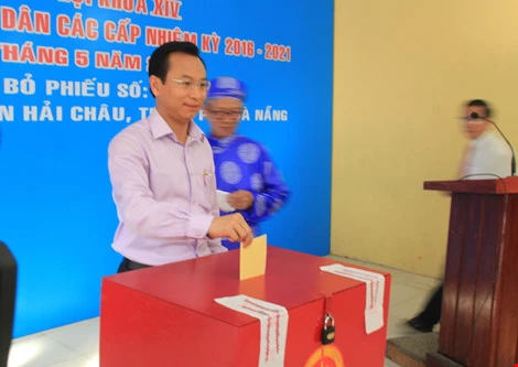 Chùm ảnh: Lãnh đạo Đảng, Nhà nước đi bầu cử ảnh 16