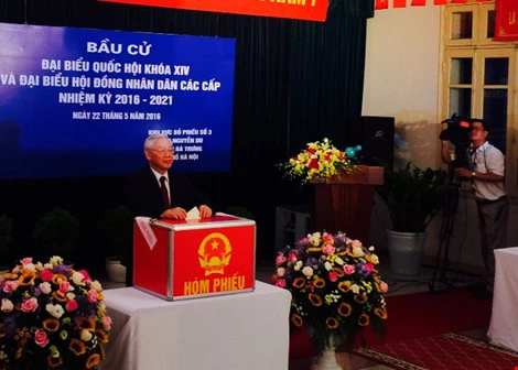 Chùm ảnh: Lãnh đạo Đảng, Nhà nước đi bầu cử ảnh 1