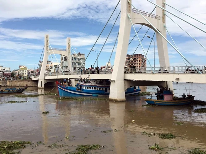 Vẫn chưa tìm được phương án tối ưu giải cứu tài mắc kẹt