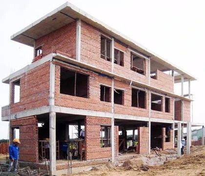 Phải có bản cam kết của chủ đầu tư bảo đảm an toàn đối với công trình xây dựng có công trình liền kề