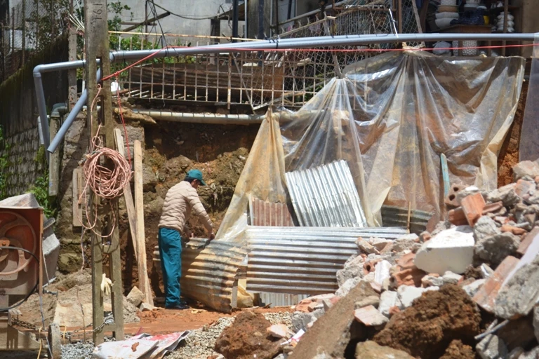 Hiện trường quả bom “khủng”