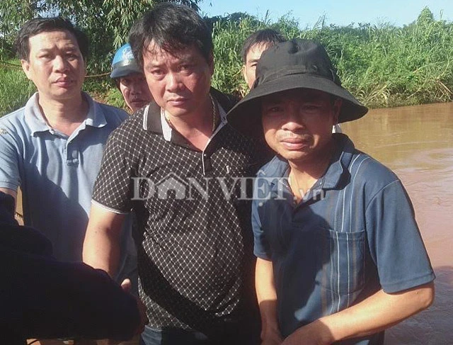 bi can vu ban chet 3 nguoi nho bao dan viet dan ra dau thu hinh anh 2