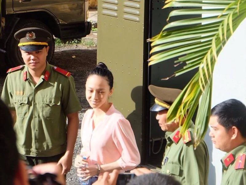 Phương Nga từ chối khai 16,5 tỉ đồng đang ở đâu ảnh 1