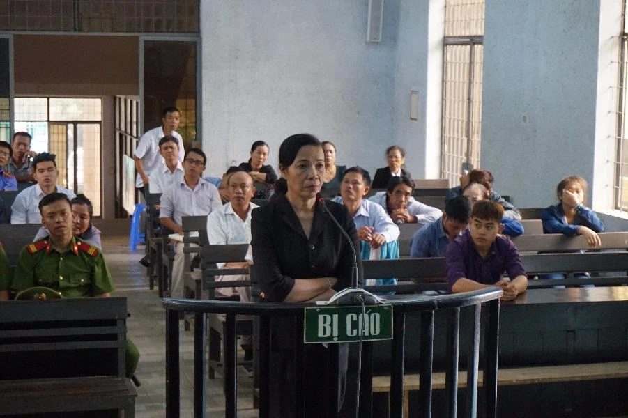 bị cáo Trương Thị Hoa