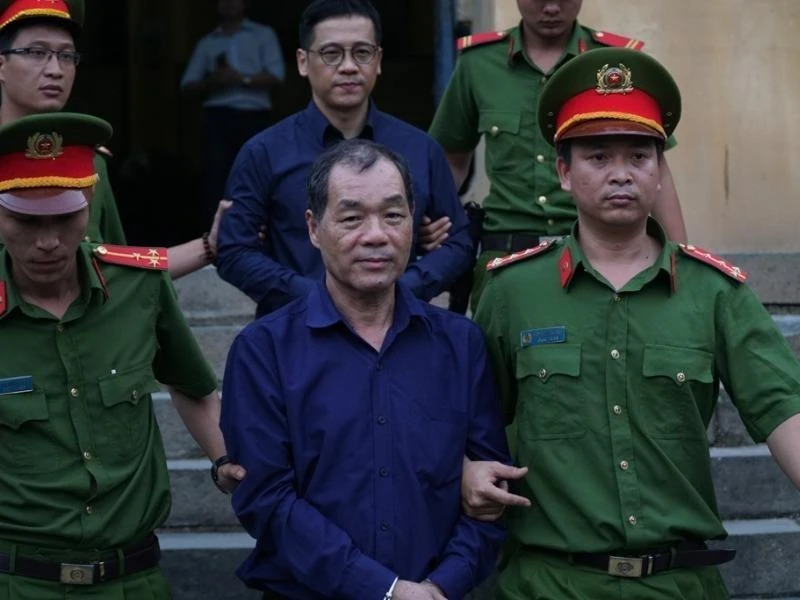 Bị cáo Trầm Bê khó khăn nói lời sau cùng ảnh 1