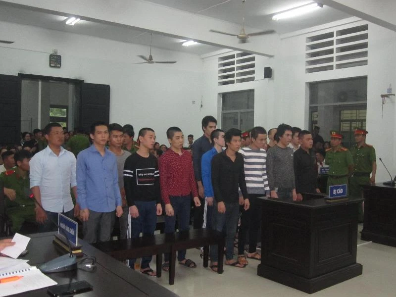 1 người chết 19 người đi tù vì giúp nhau rửa hận