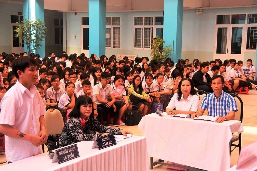 Một 'nam sinh' lãnh án tù vì tàng trữ ma túy ảnh 3