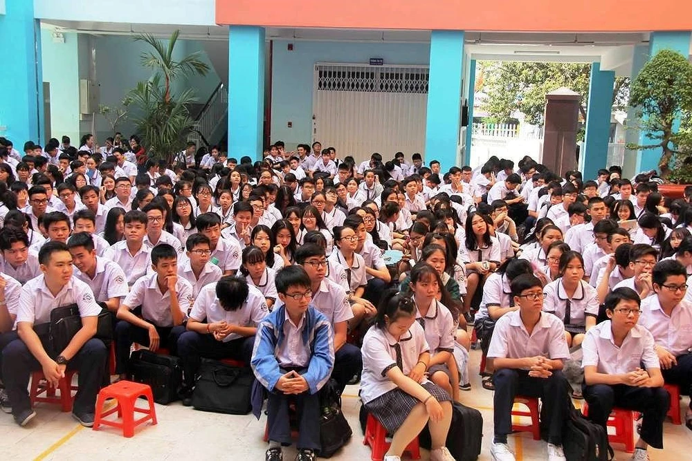 Một 'nam sinh' lãnh án tù vì tàng trữ ma túy ảnh 4