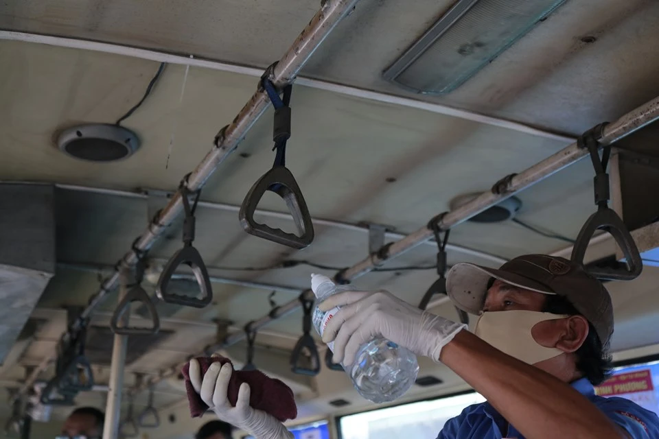 4- tuyen-xe-buyt-dau-tien-hoat-dong