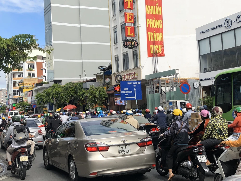 KET-XE-TAN-SON-NHAT-4