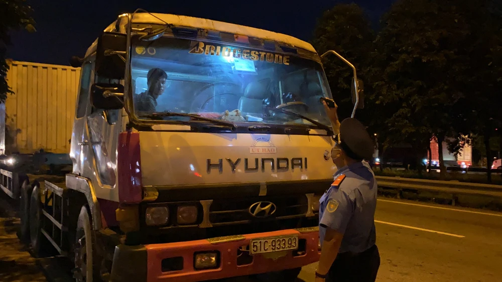 xu-phat-hanh-vi-dung-do-1