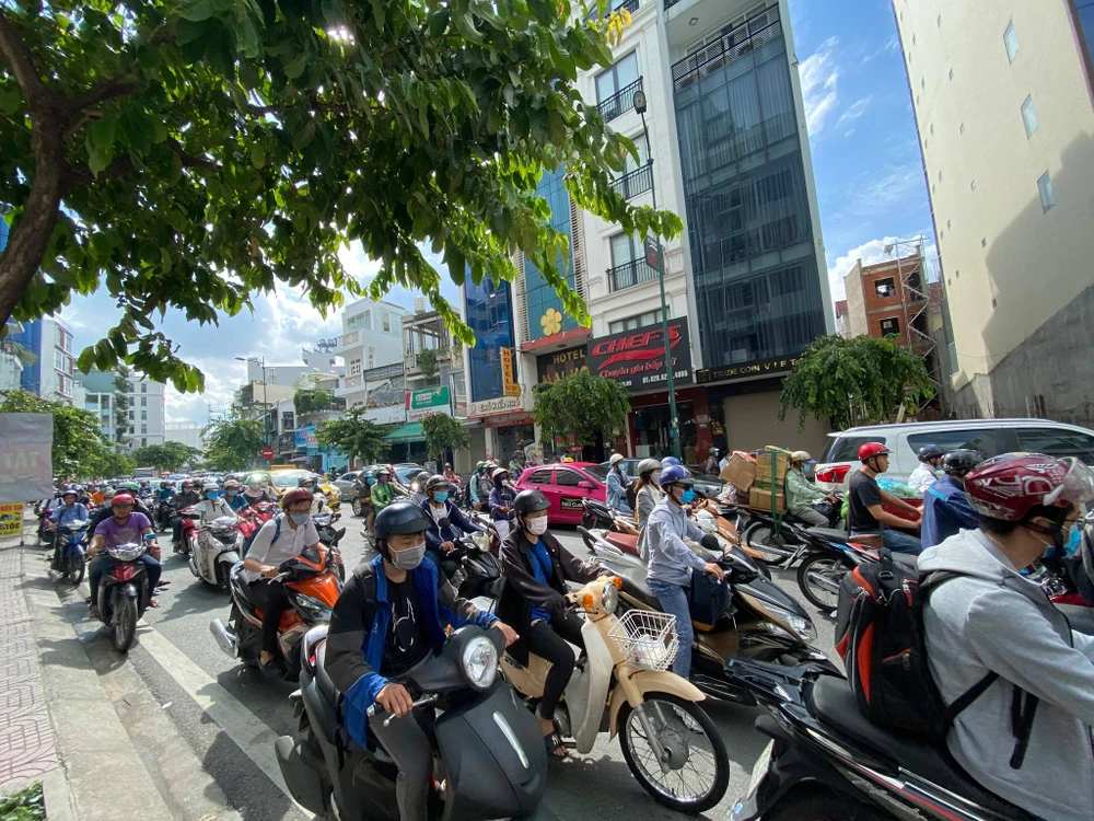 KET-XE-TAN-SON-NHAT-3