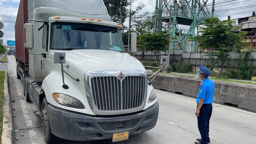 UBND quận, huyện và TP Thủ Đức có được cấp giấy nhận diện phương tiện không? ảnh 1