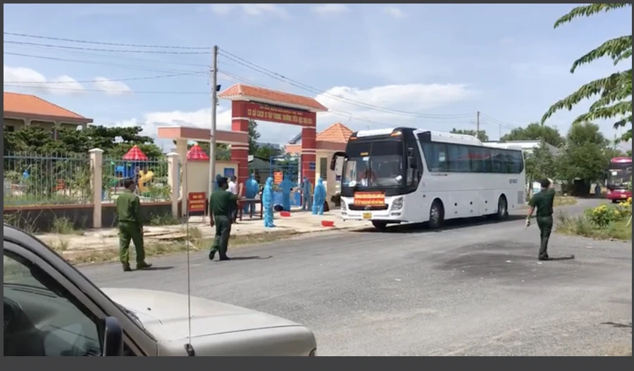 Long An: Tuyệt đối không để người dân ra đường khi không thật sự cần thiết ảnh 1