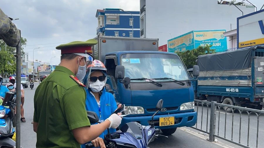 Thông báo mới của Sở GTVT TP.HCM khi tiếp tục thực hiện Chỉ thị 16 ảnh 1