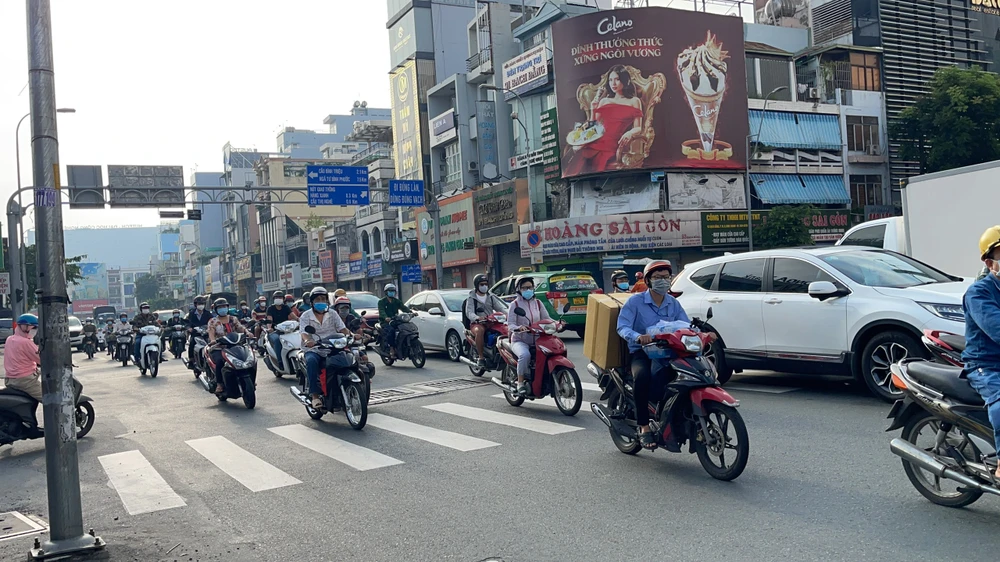 Chính thức: 3 phương án đưa người lao động đi lại liên vùng với TP.HCM ảnh 2