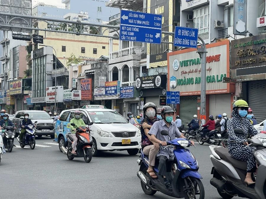 Xe cá nhân lưu thông giữa TP.HCM và 4 tỉnh liền kề cần chú ý ảnh 1