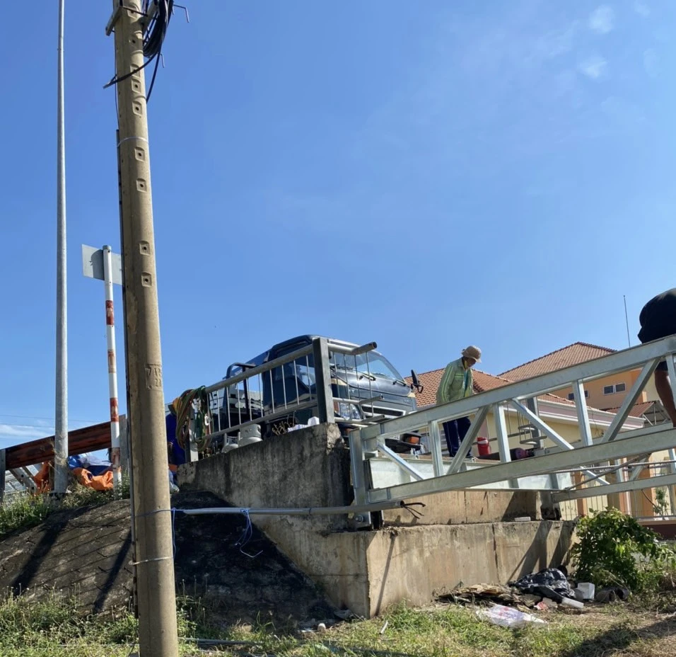 Cầu sập Bình Phong Thạnh sắp thông xe trở lại ảnh 2