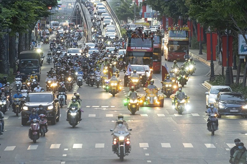 Giải pháp mới để giải quyết ùn ứ ở sân bay Tân Sơn Nhất ảnh 1