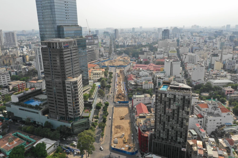 ga-trung-tam-ben-thanh