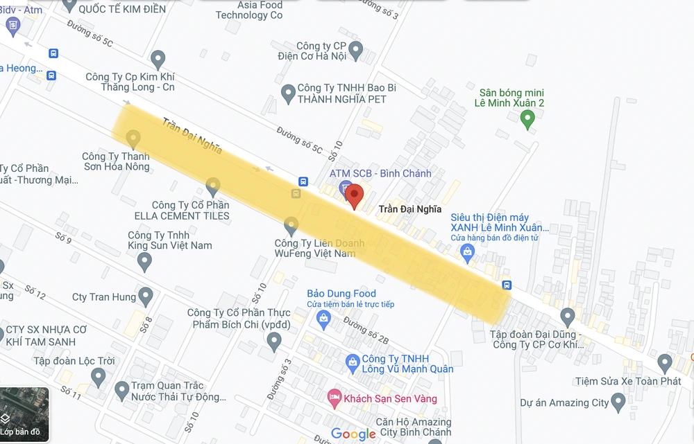 Đường Trần Đại Nghĩa, huyện Bình Chánh đang bị hư hỏng nặng. Ảnh: ĐT.