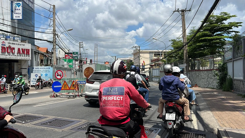 Hướng từ chợ Thủ Đức đến ngã tư Thủ Đức sẽ lưu thông bình thường. Ảnh: ĐT.