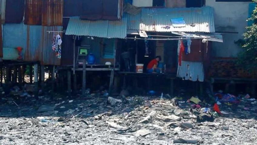 Sở GTVT TP.HCM yêu cầu tăng cường công tác phòng chống, ứng phó và bảo đảm an toàn tính mạng, tài sản của người dân sống ven sông, kênh, rạch. Ảnh: NGUYỄN CHÂU.