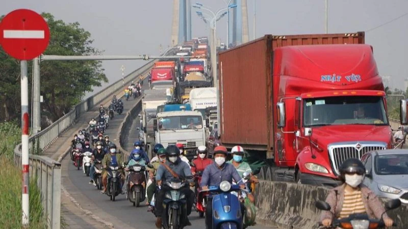 TP.HCM đề xuất giảm một số loại phí hạ tầng cảng biển. Ảnh: ĐT.