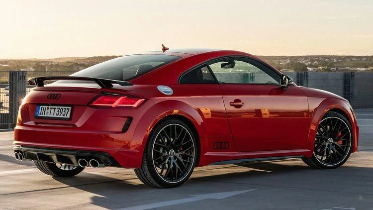 Chiếc xe này có thể tăng tốc từ 0-60 dặm/giờ trong 6,6 giây. Ảnh: Theo Hotcars.