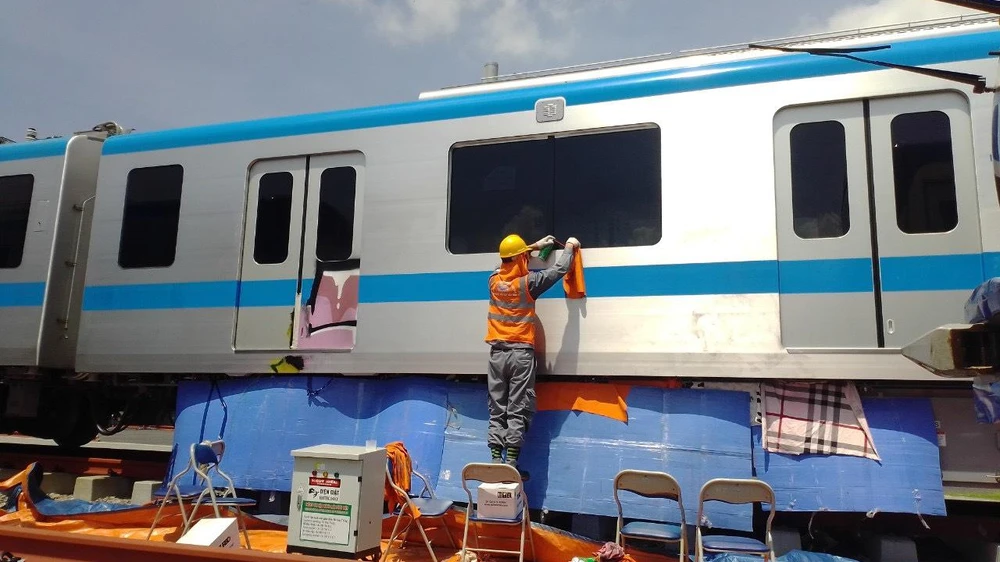 Ngay sau đó đã được nhà thầu sơn lại. Ảnh: CTV