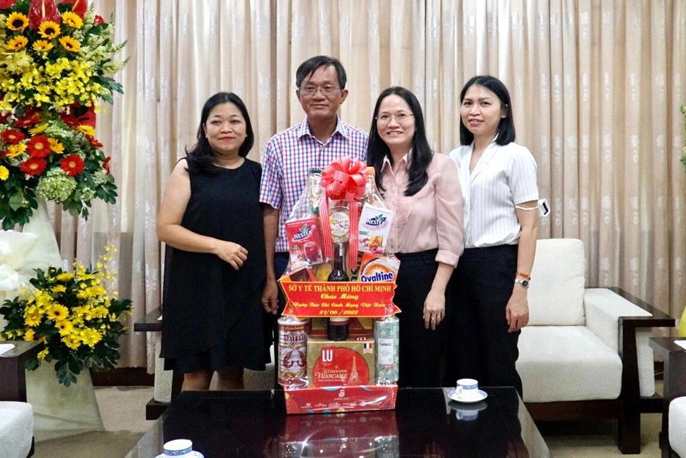 Sở Y tế TP.HCM gửi lời cảm ơn báo trong việc truyền tải thông tin tới người dân. Ảnh: BẢO PHƯƠNG