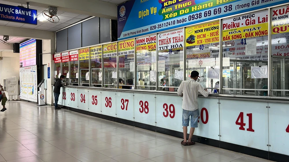 Các chuyến xe về các tỉnh miền Trung, phía Bắc chưa thu hút hành khách. Ảnh: ĐT.