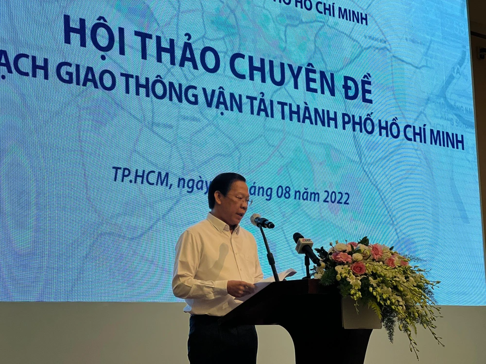 Chủ tịch UBND TP.HCM phát biểu tại Hội thảo. Ảnh: ĐT.