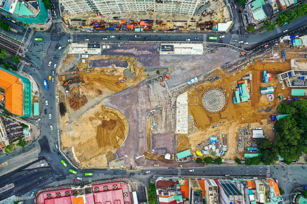 Đại công trường khu vực nhà ga Bến Thành, kết nối với đường Lê Lợi. Ảnh: ĐT.