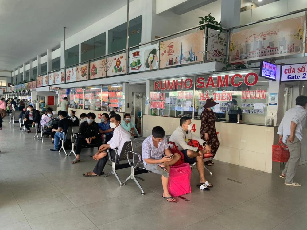 Bến xe Miền Tây cũng thông thoáng. Ảnh: CTV.