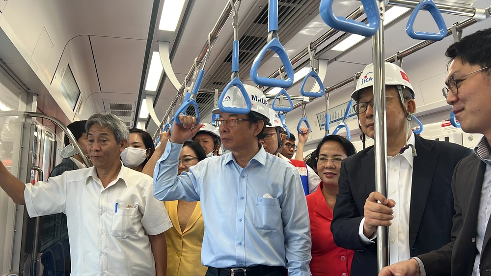Tàu metro số 1 đã được chạy thử, dự kiến sẽ vận hành thương mại vào năm 2024. Ảnh: ĐT.