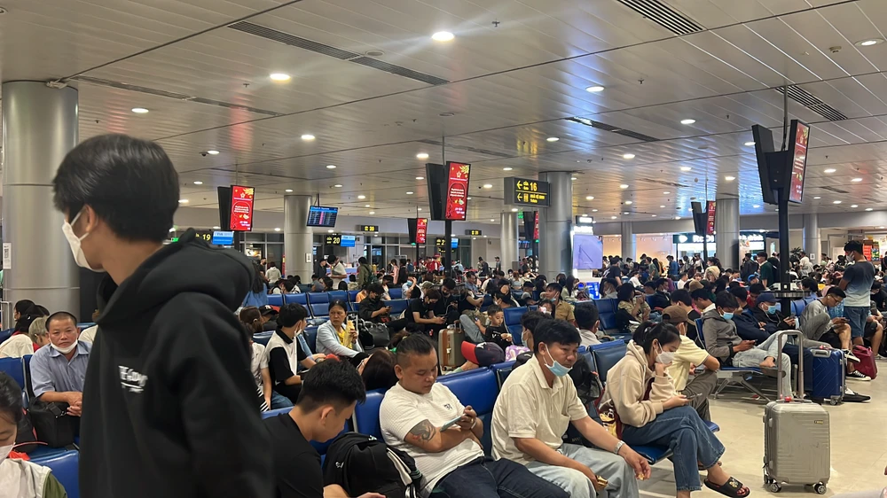 Nhu cầu đi lại dịp Tết Nguyên đán tăng cao