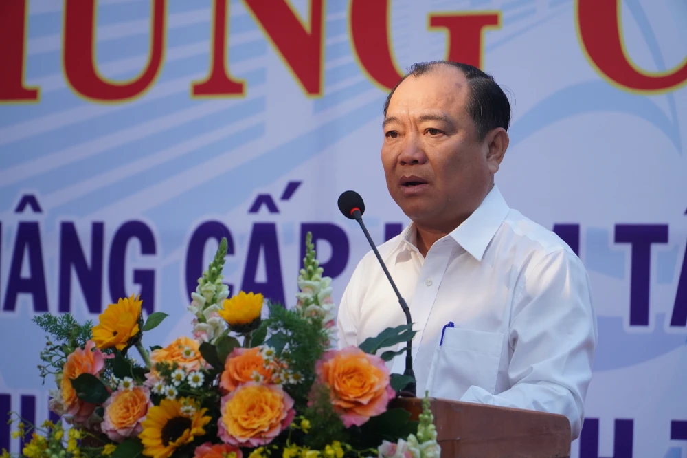 Ông Lê Văn Thành, Phó Chủ tịch UBND quận 7 gửi lời cảm ơn sâu sắc tới bà con, các phường, tổ chức đoàn thể đã cùng nhau mở rộng hẻm. Ảnh: BẢO PHƯƠNG.