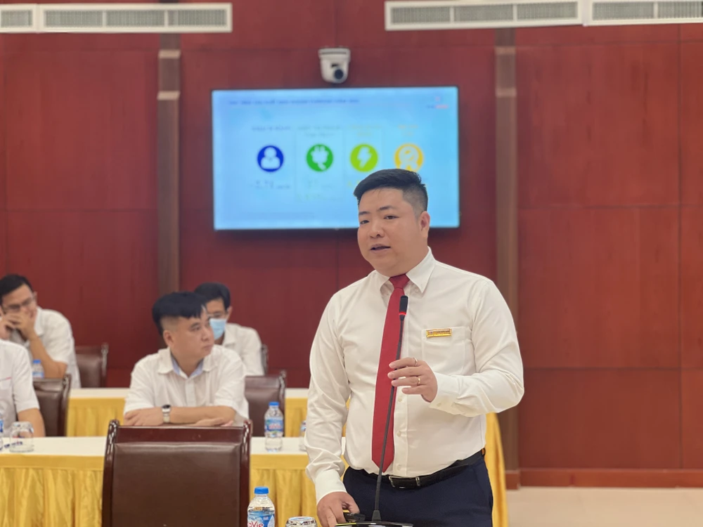 Ông Luân Quốc Hưng, Phó Tổng Giám đốc EVNHCMC cho rằng người dân TP đã được hưởng lợi nhiều hơn tự động hóa lưới điện, đơn cử như giảm thời gian mất điện, số lần mất điện. Ảnh: ĐT.