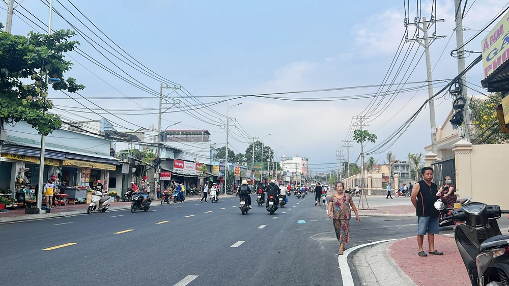 Đường Lê Văn Chí (đoạn từ Võ Văn Ngân - Quốc lộ 1A) đã được mở rộng, thông thoáng.