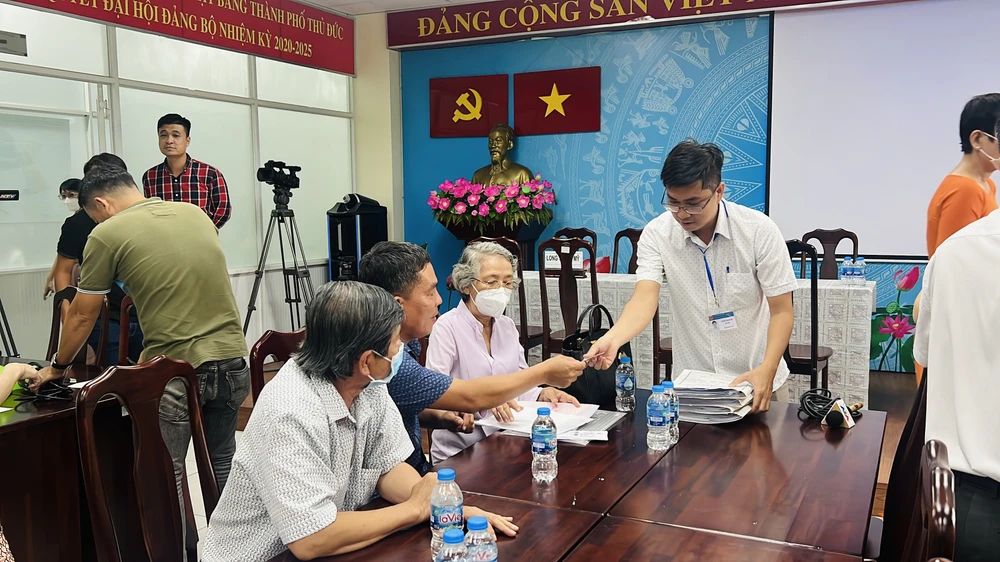 21 hộ dân đầu tiên ở TP Thủ Đức nhận tiền bồi thường dự án vành đai 3 ảnh 7 21 hộ dân đầu tiên ở TP Thủ Đức nhận tiền bồi thường dự án vành đai 3 ảnh 7