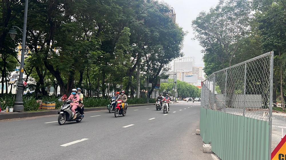 Khu vực đường Phan Thúc Duyện là tuyến đường kết nối với đường Trần Quốc Hoàn, Cộng Hòa, Hoàng Văn Thụ và kết nối với đường Trường Sơn... vì vậy việc đảm bảo trật tự giao thông ở khu vực này là vô cùng quan trọng.