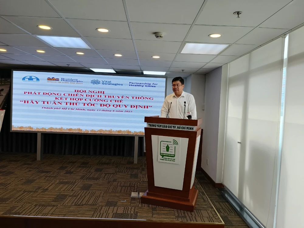 Ông Nguyễn Thành Lợi - Phó Trưởng ban chuyên trách Ban ATGT TP.HCM phát động chiến dịch. Ảnh: ĐÀO TRANG Ông Nguyễn Thành Lợi - Phó Trưởng ban chuyên trách Ban ATGT TP.HCM phát động chiến dịch. Ảnh: ĐÀO TRANG