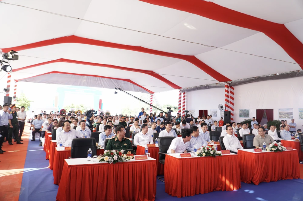 Toàn cảnh điểm khởi công dự án vành đai 3 TP.HCM