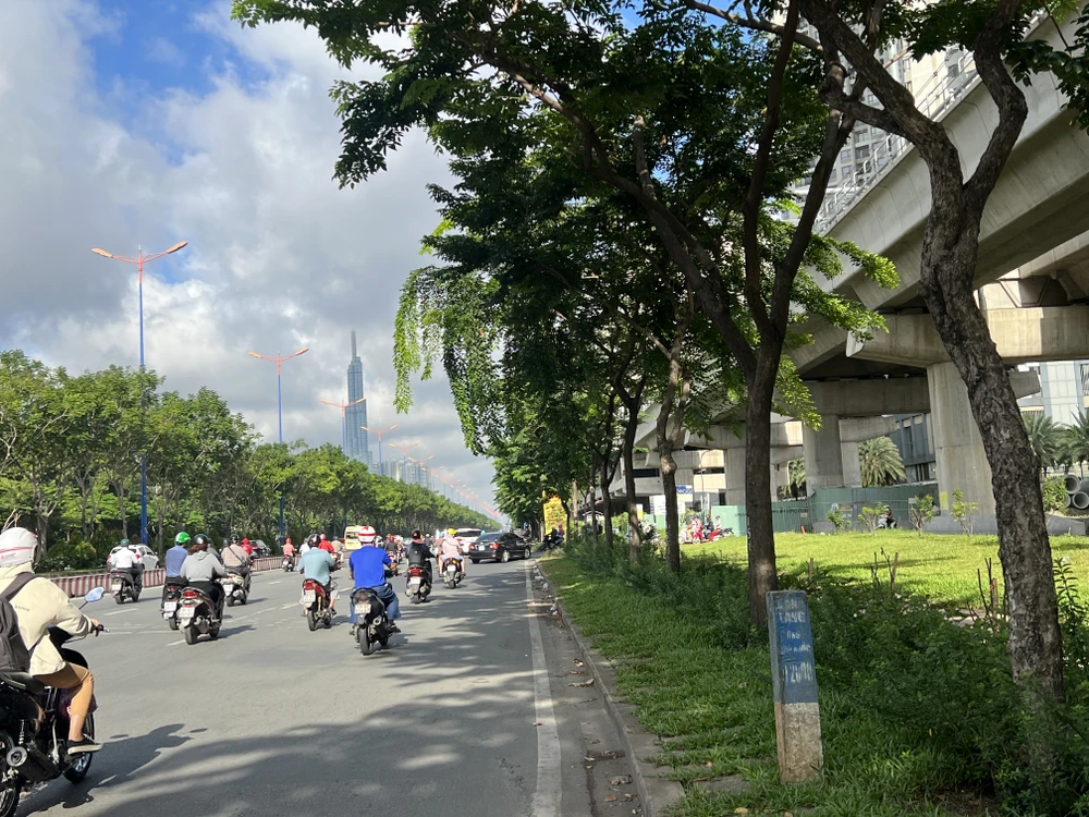 Dự kiến từ nay tới cuối năm 2023, đường song hành trái Võ Nguyên Giáp (phường Thảo Điền) sẽ được khơi thông. Ảnh. ĐT