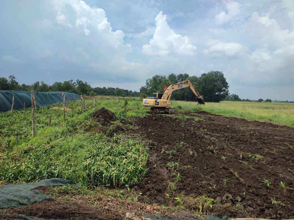 Gói thầu XL8 trên địa phận huyện Hóc Môn đang được triển khai thi công.