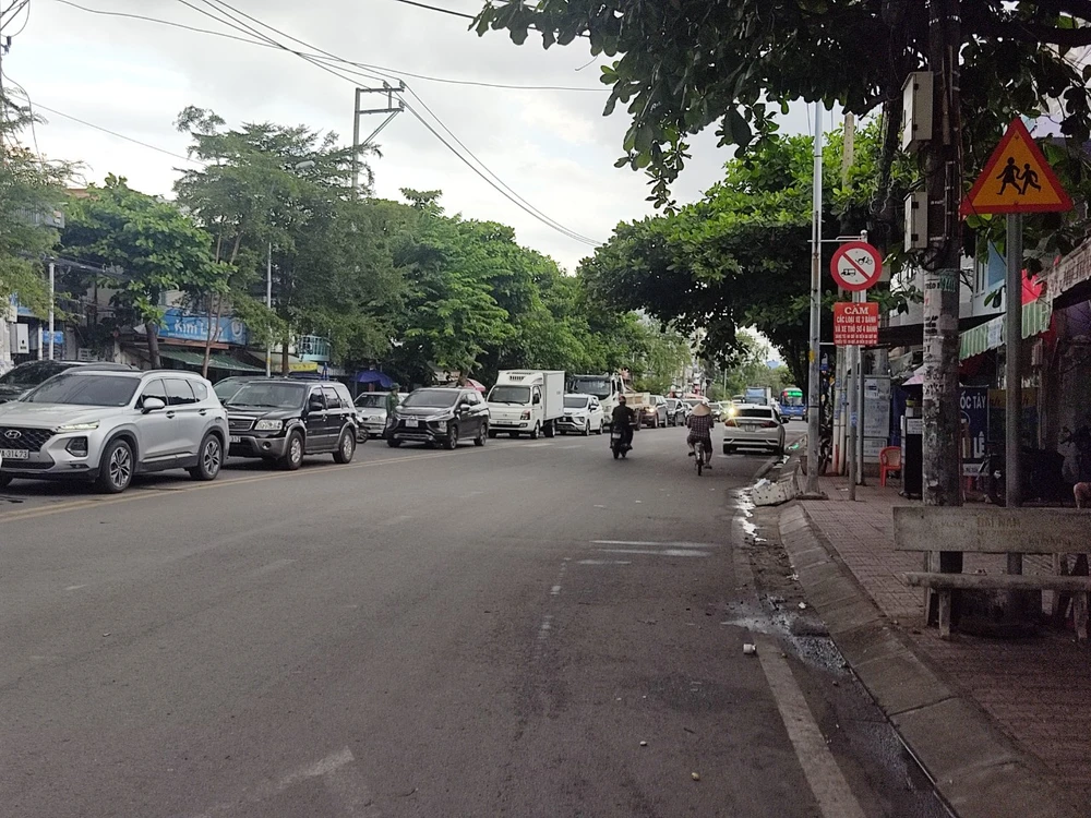 Ước tính ngày 3-9 sẽ có khoảng 35.000 khách qua phà Bình Khánh.