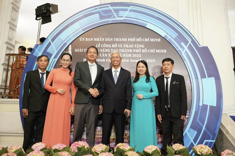 SAWACO đạt giải thưởng sáng tạo, hạng mục truyền thông. SAWACO đạt giải thưởng sáng tạo, hạng mục truyền thông.